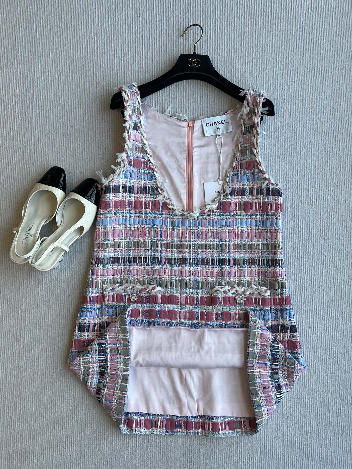 CC 25SS V-neck Vest Dress with Hand-Woven Tassel Ribbons Colorful 277225