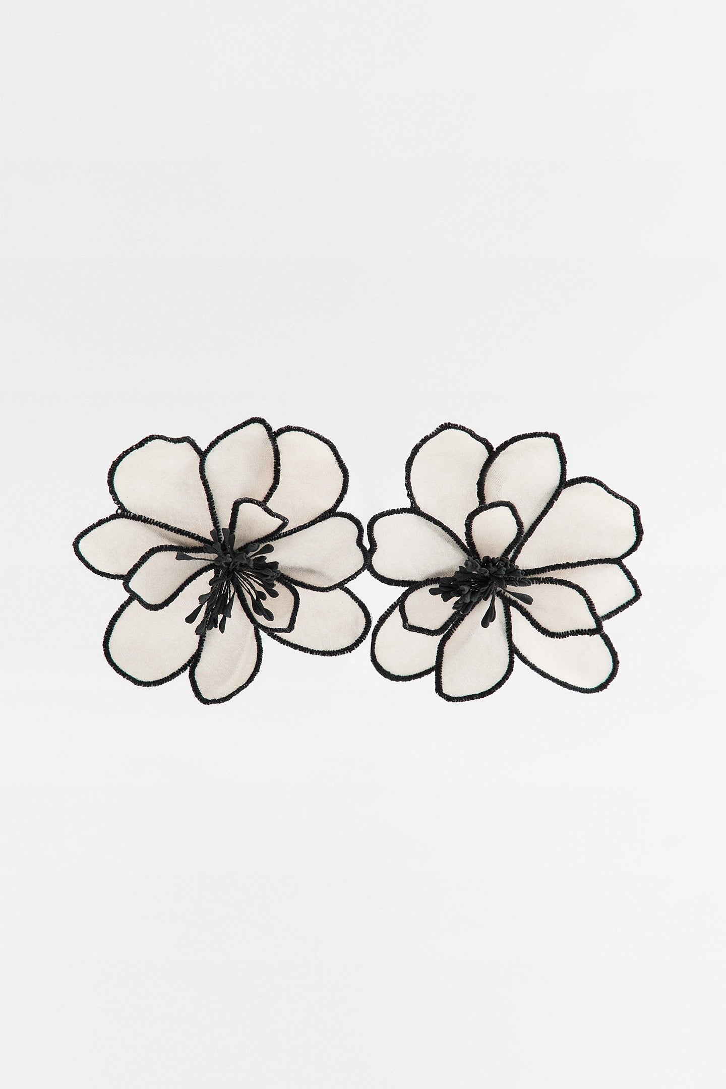 Pendientes de tela con flores