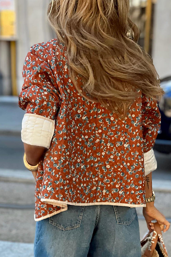 Chaqueta de algodón acolchada con contraste floral