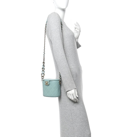 Lambskin Resin Elegant Chain Vanity Case Light Blue