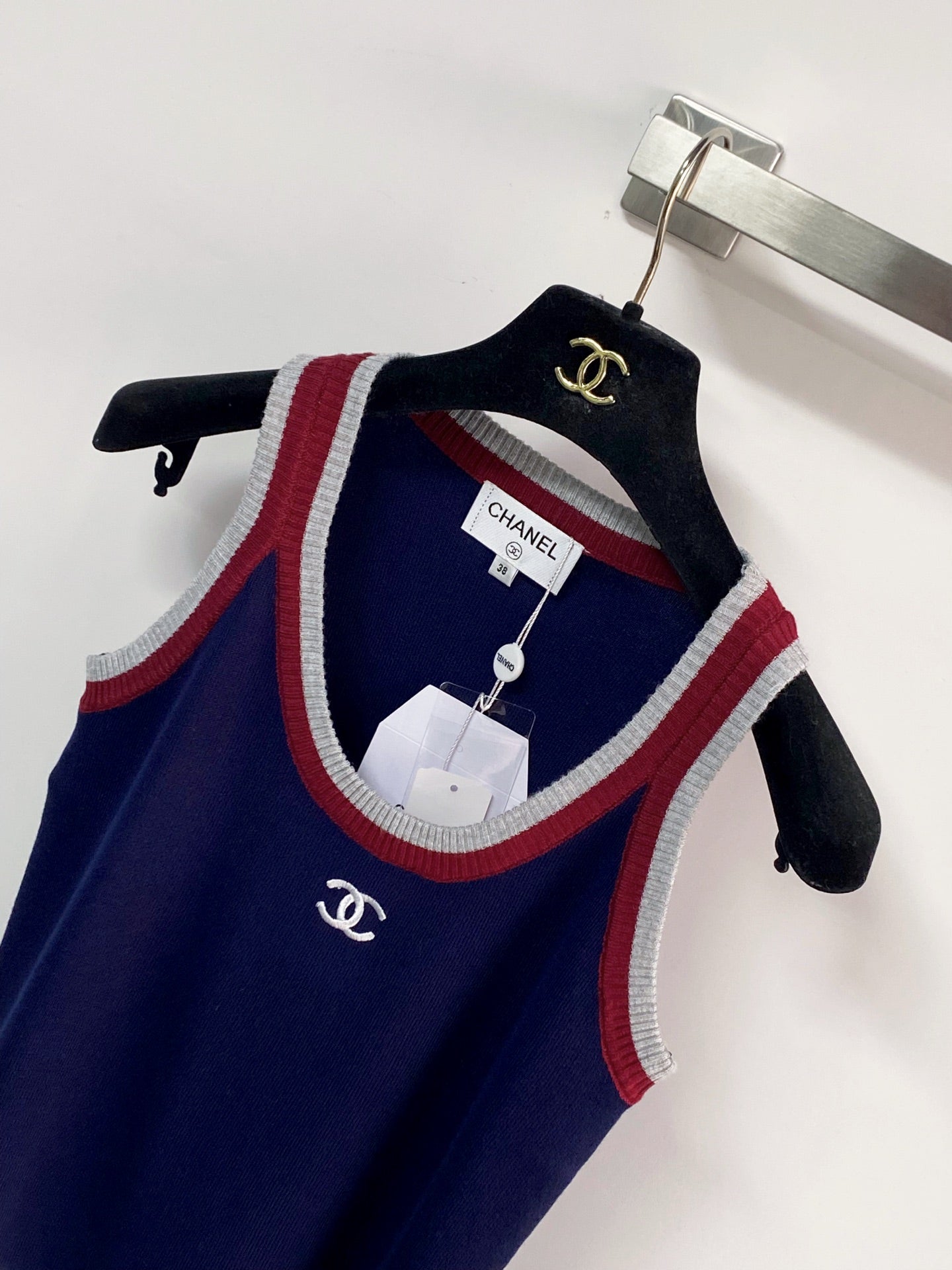Chanel Two-Tone Vest Navy Blue in Wool 125483