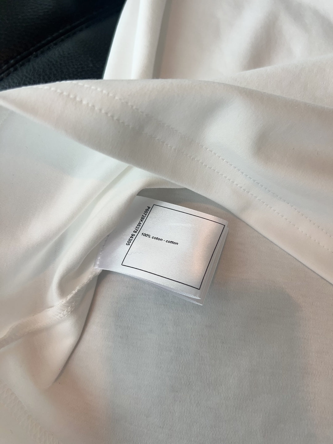 Chanel 26 Logo T-Shirt White in Cotton 161767