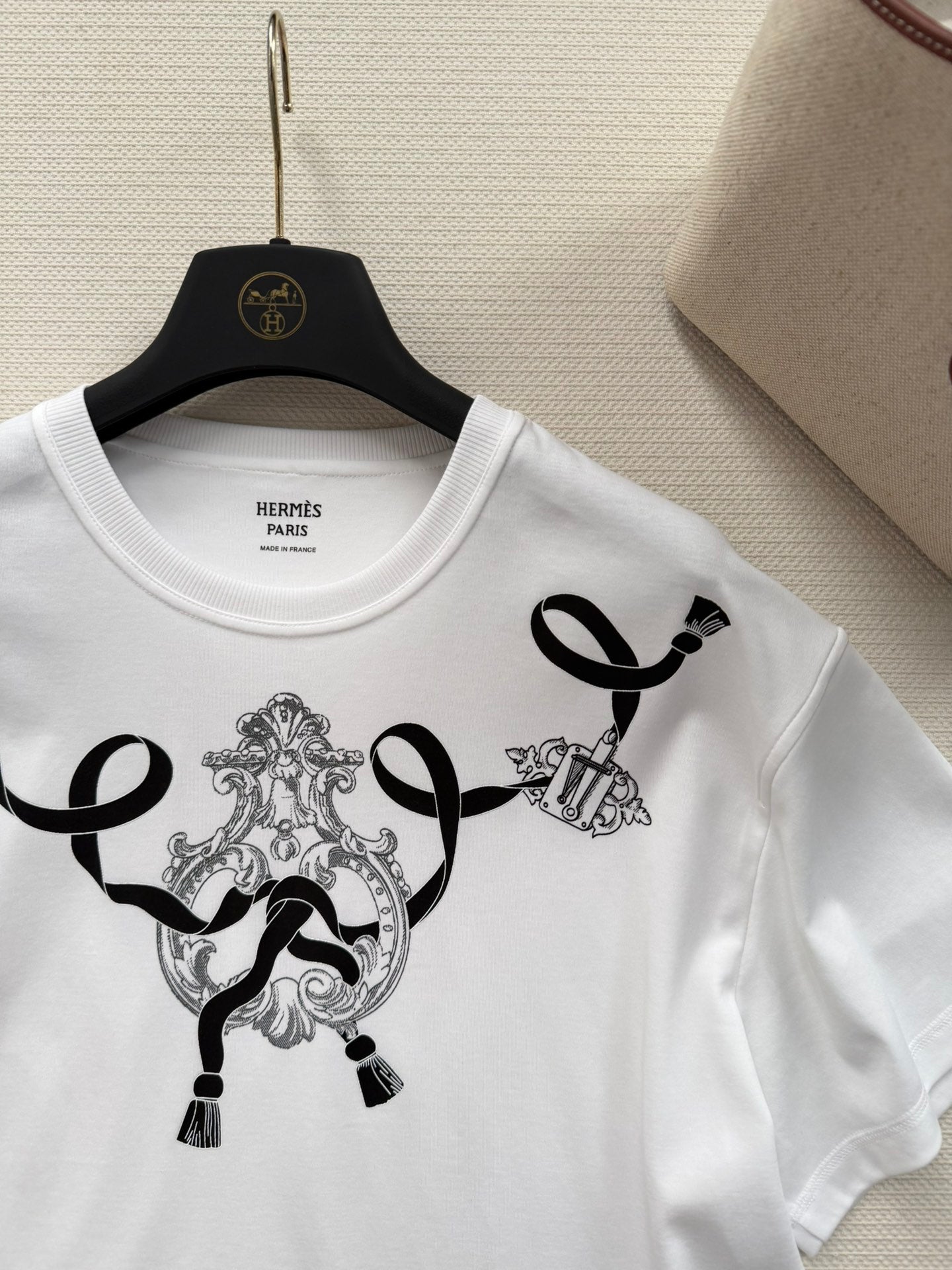Hermes 26 Ribbon Badge Print Short-Sleeve T-Shirt White in Cotton 888720