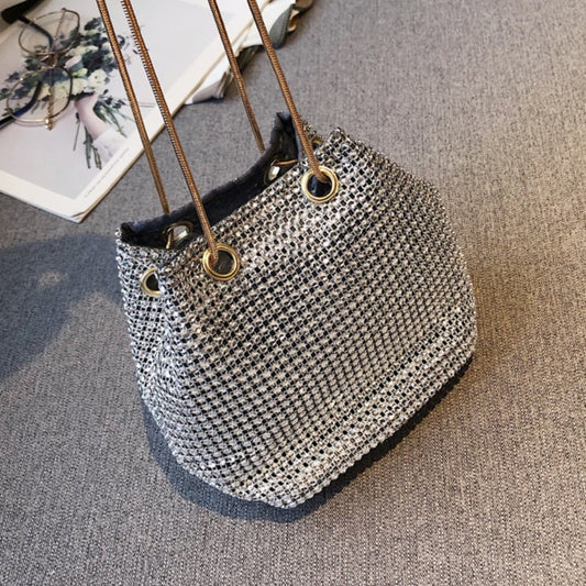 Bolso bandolera de moda con correa de cadena y diamantes de imitación