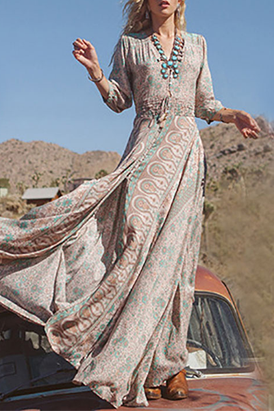 Vestidos con cuello en V y abertura con hebilla de frenillo con estampado bohemio