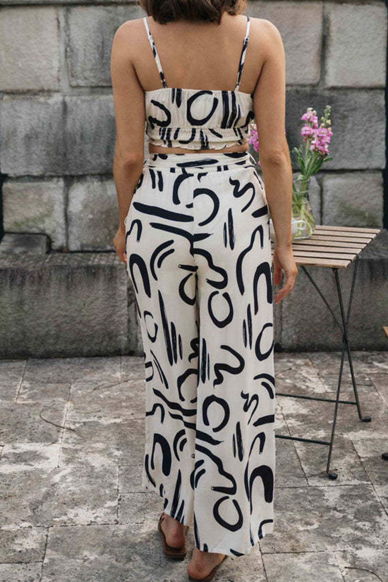Conjunto informal de dos piezas con cuello en U, sin mangas y estampado de letras
