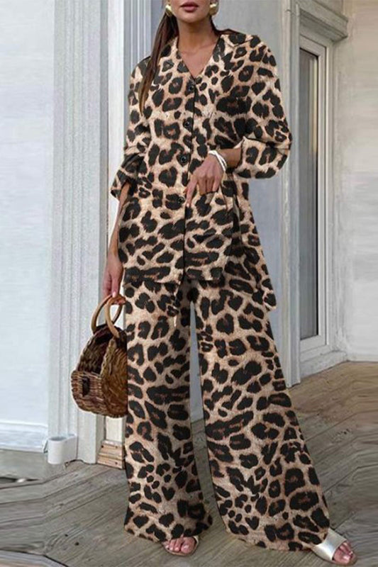 Conjunto informal de dos piezas con estampado de leopardo y cuello vuelto, manga larga (3 colores)
