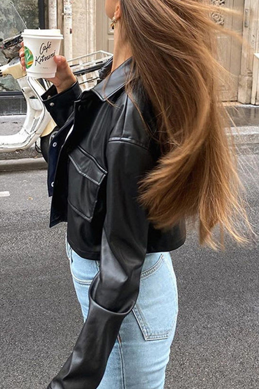 Prendas de abrigo informales con cuello vuelto y botones lisos