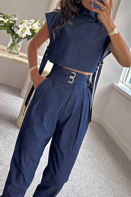 Conjunto informal de dos piezas con cuello alto, manga corta y parches sólidos