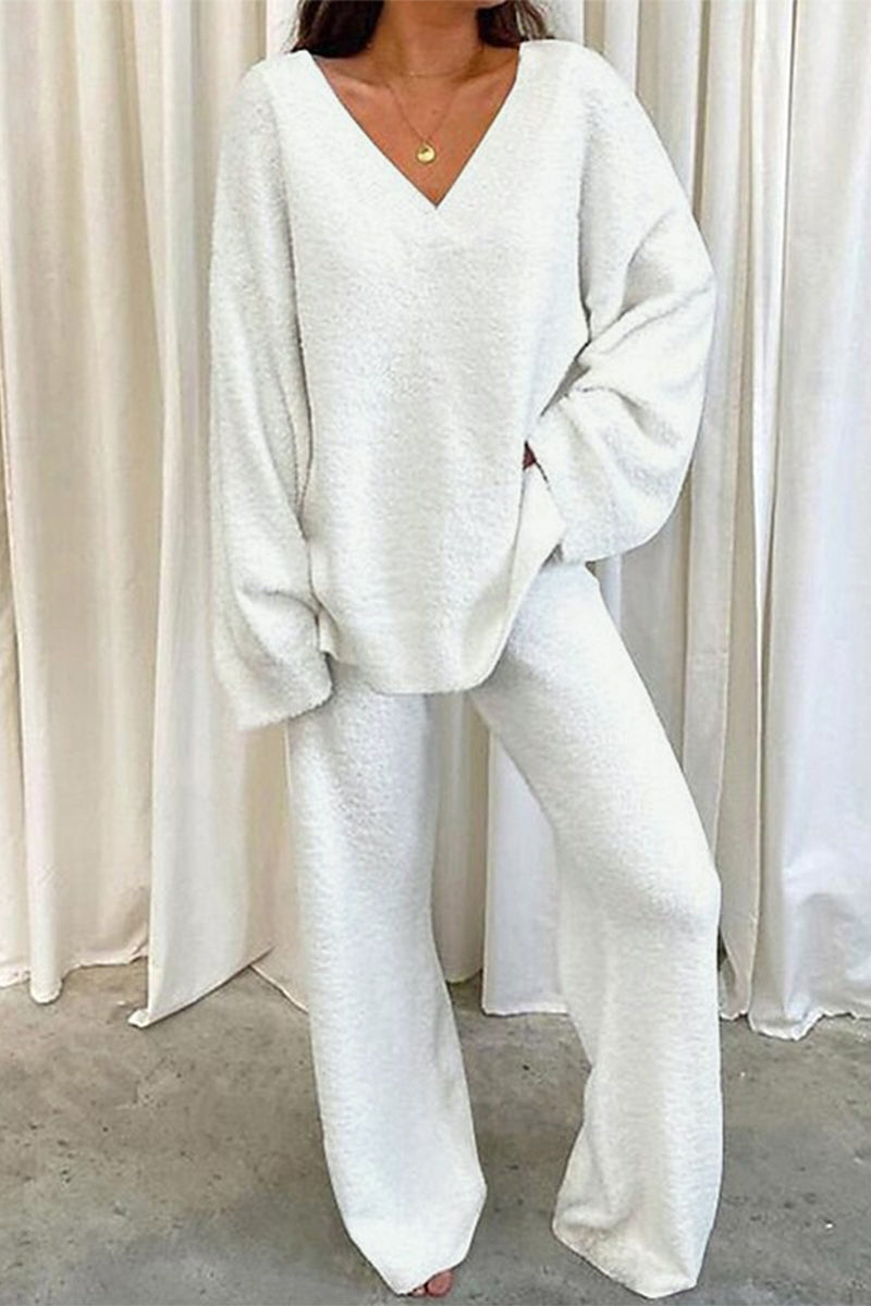 Conjunto casual de dos piezas con escote en V y color liso