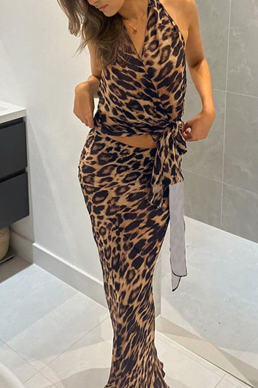 Conjunto de dos piezas con estampado vintage sexy de leopardo, vendaje, espalda descubierta, orillo fibroso, escote en V y sin mangas