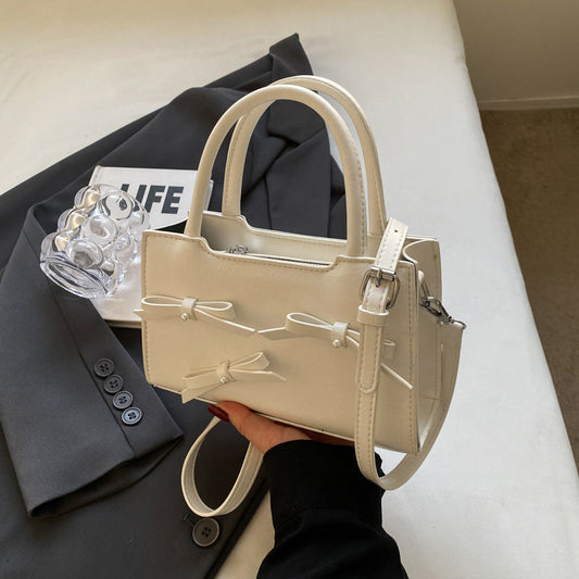 Bolsos de tela con lazo en contraste, de Sweet Simplicity (5 colores)