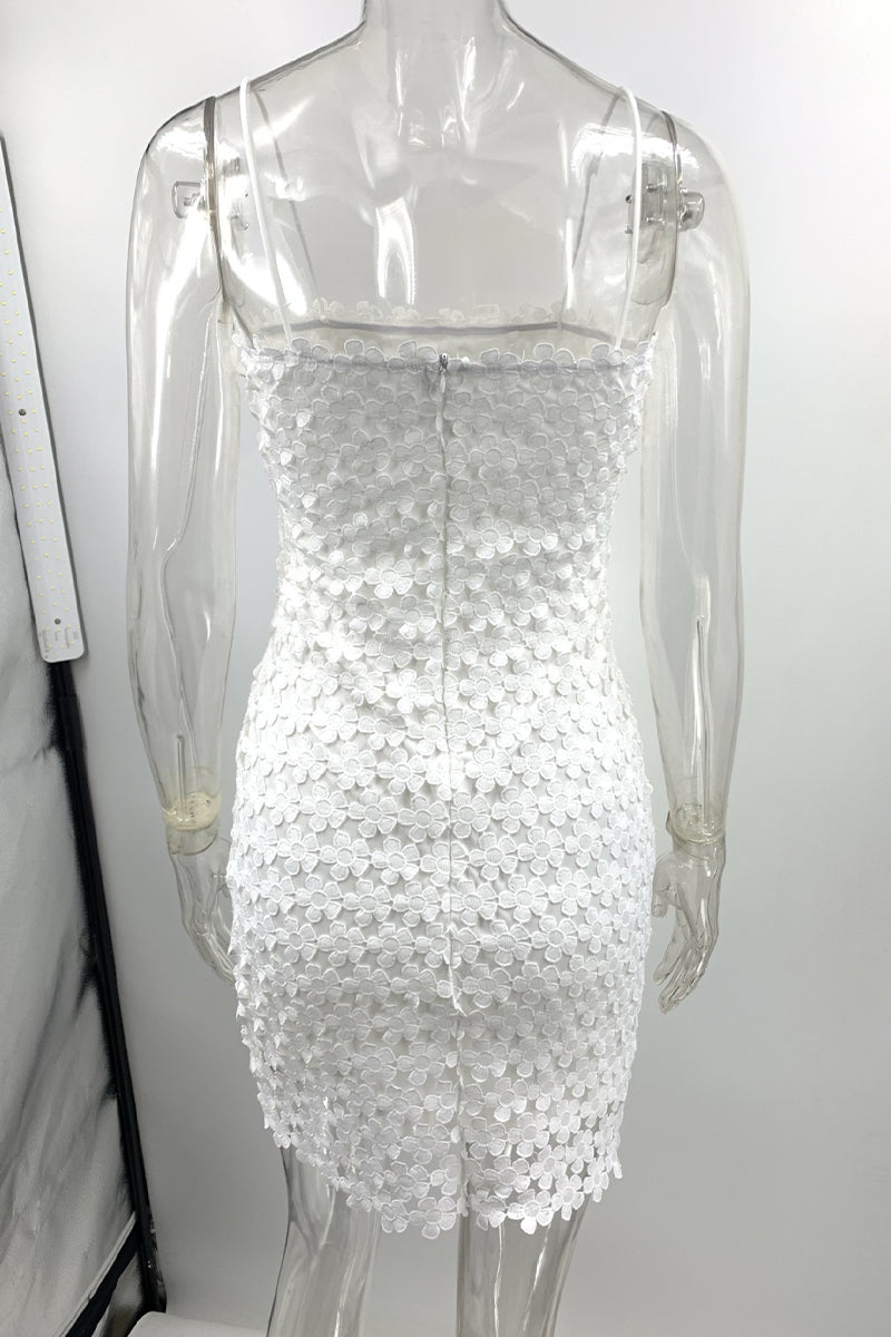 Vestidos sexis de encaje sólido con falda de un solo paso ahuecada