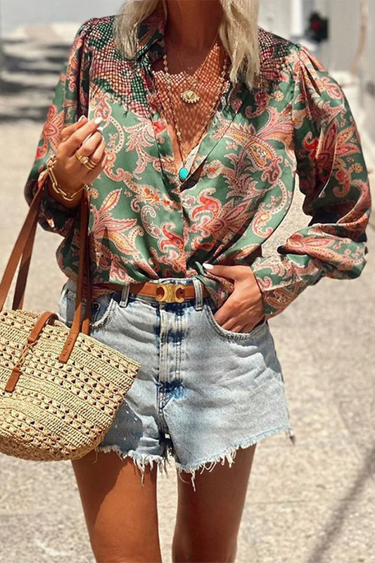 Blusas casuales con cuello vuelto en contraste y estampado floral