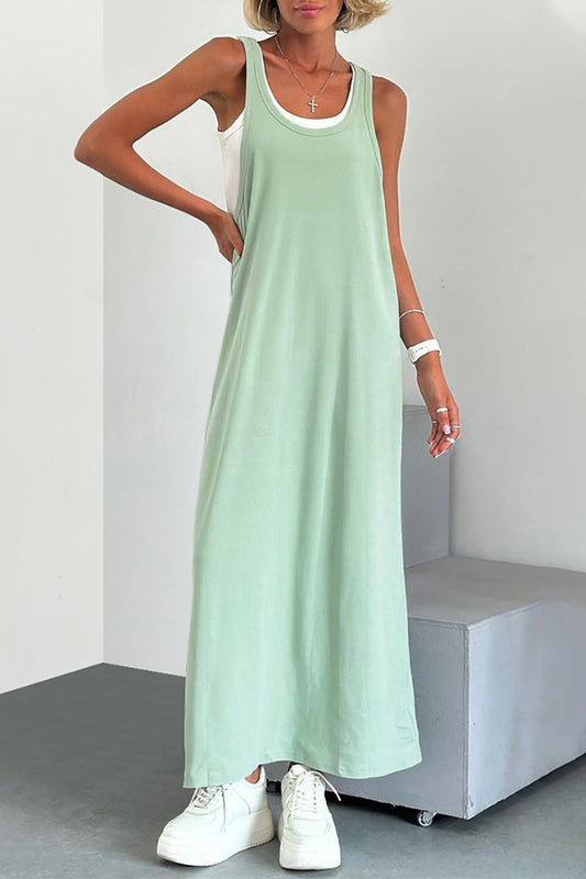 Conjunto informal de dos piezas sin mangas con cuello en U y patchwork