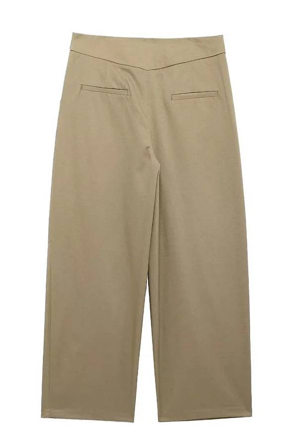 Pantalones cortos holgados de tiro medio con bolsillos y encanto clásico