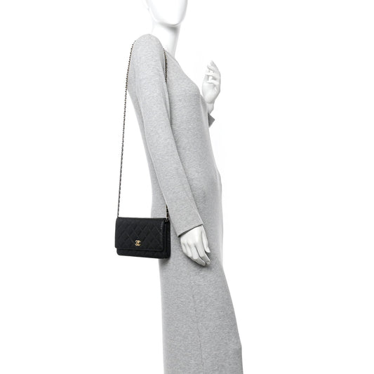 Caviar Quilted CC Turnlock Wallet On Chain WOC Black