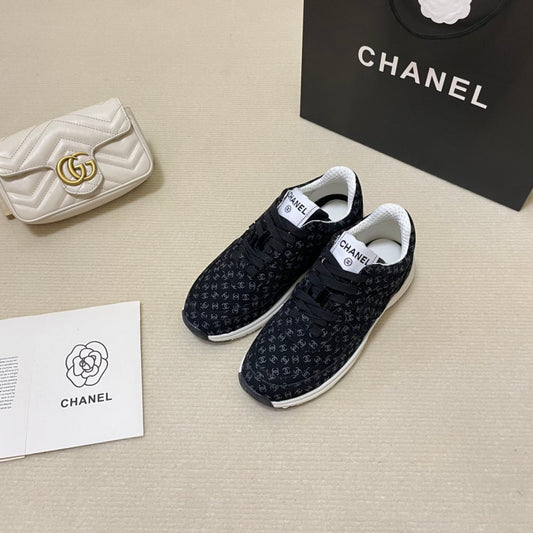Luxury Sneaker CHL 057
