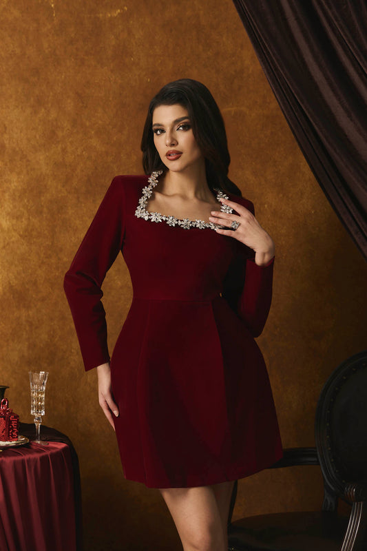 Minivestido de terciopelo adornado de Veromca