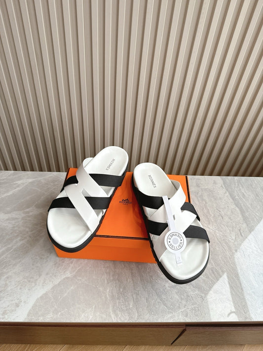 HM Kazimir Sandal White Black Lamb Leather Cloth 312839