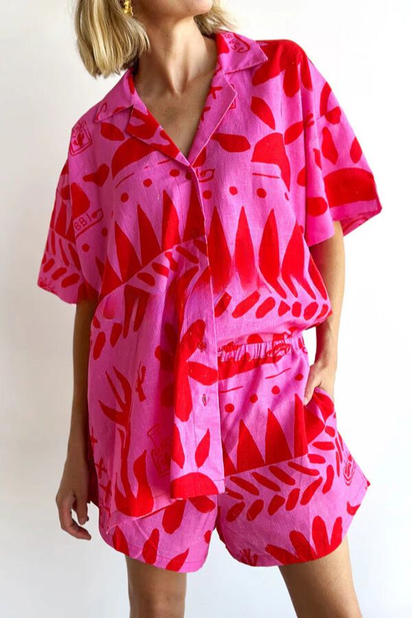 Conjunto de camisa con bolsillo estampado y pantalones cortos con cintura elástica de Altos Unique