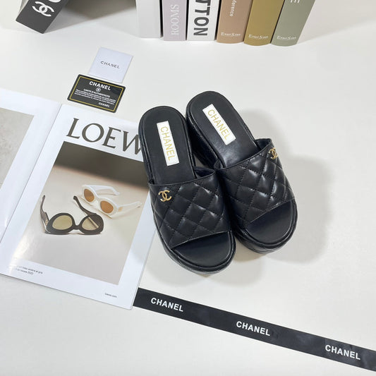 Luxury CHL 077