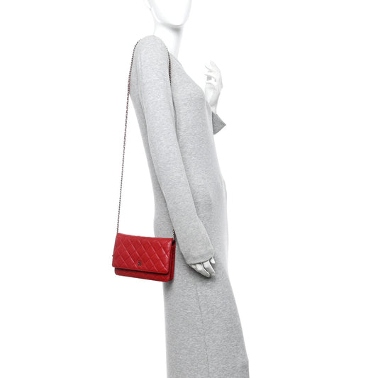 Caviar Quilted Wallet on Chain WOC Red