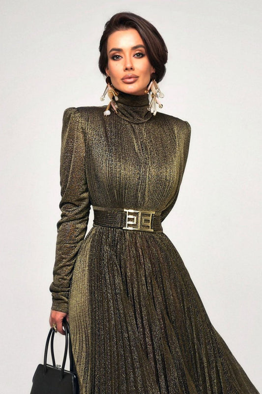 Vestido largo plisado con cinturón metalizado Elsie