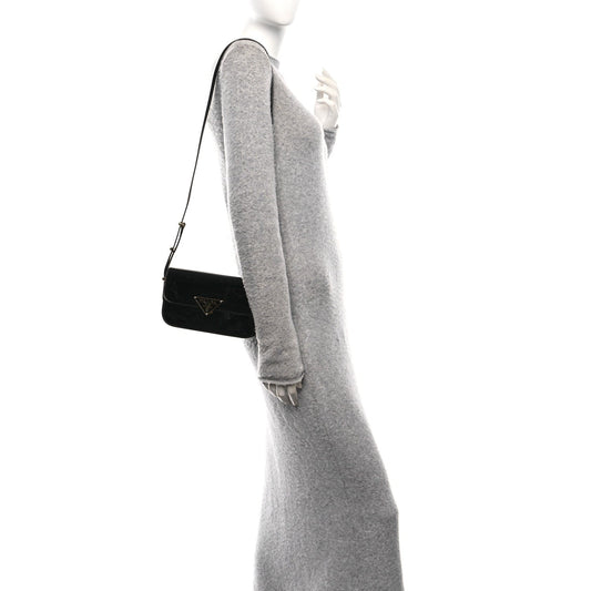 Vernice Metal Triangle Logo Flap Shoulder Bag Black