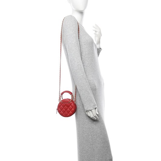 Caviar Quilted Chain Handle Round Clutch With Chain Bag Red