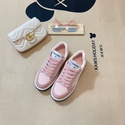 Luxury Sneaker CHL 053
