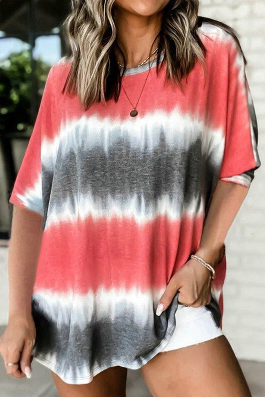 Top oversize de manga corta con cuello redondo y estampado tie-dye
