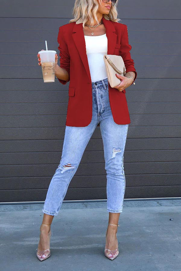 Blazer holgado con abertura multicolor y estilo elegante