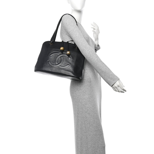 Caviar CC Tote Black