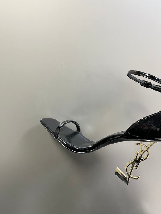 Luxury HIGH HEELS YSL 007
