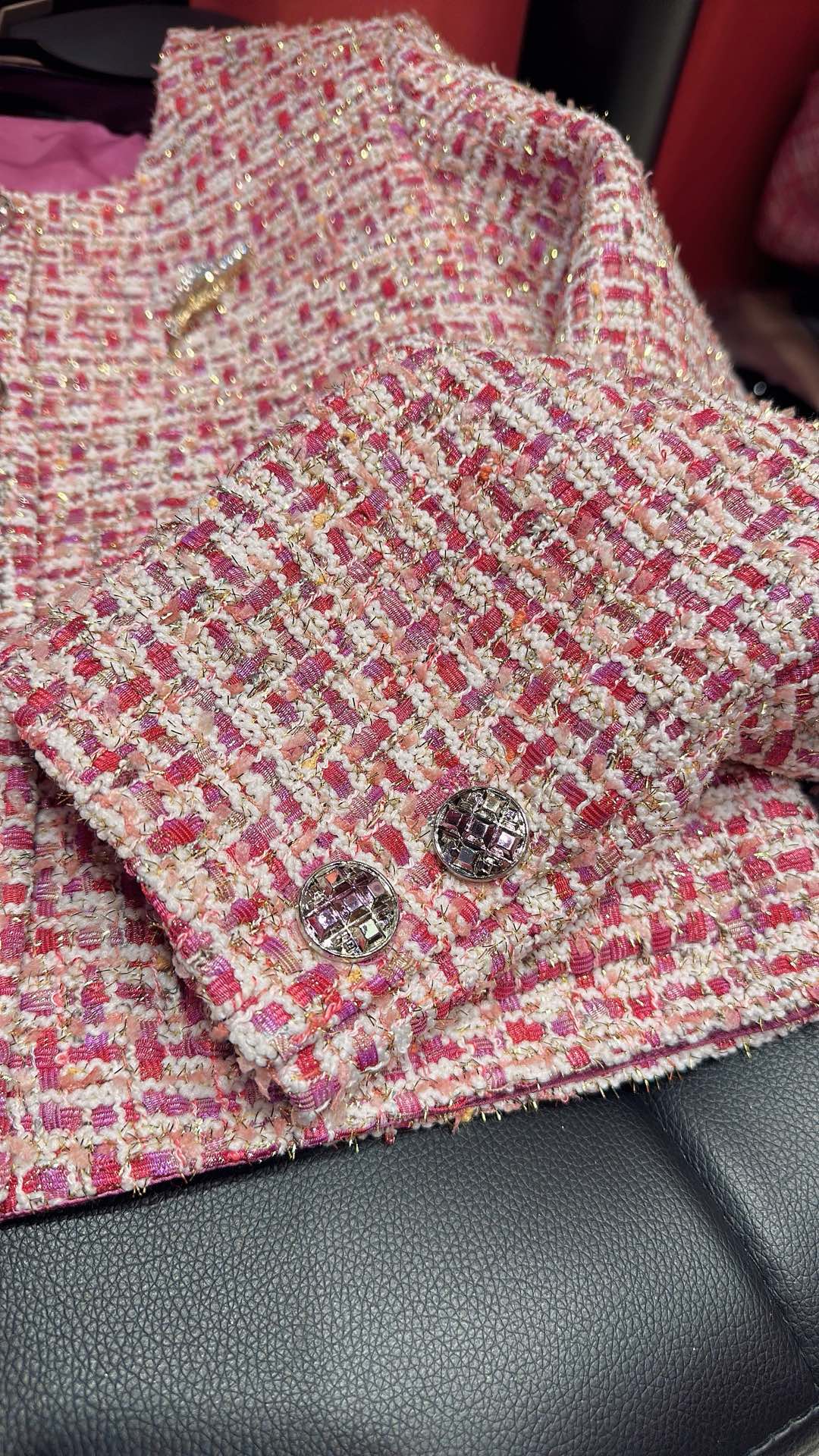 CC 25F Crew Neck Brooch Jacket Pink Cotton