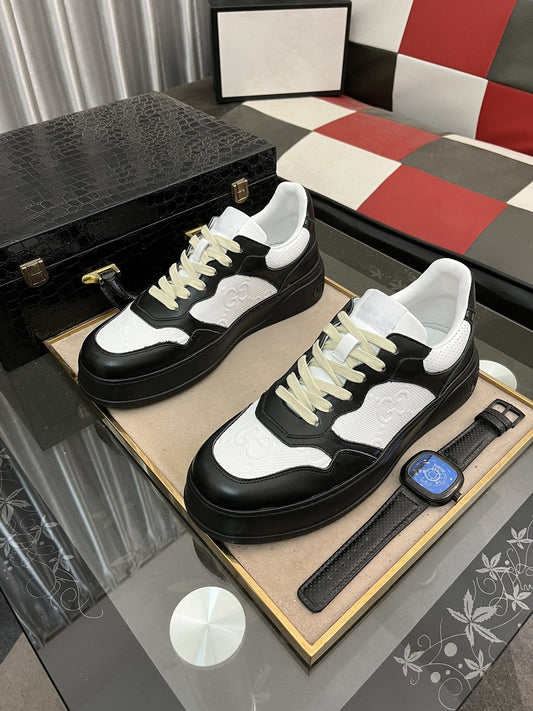 GG EMBOSSED WHITE BLACK