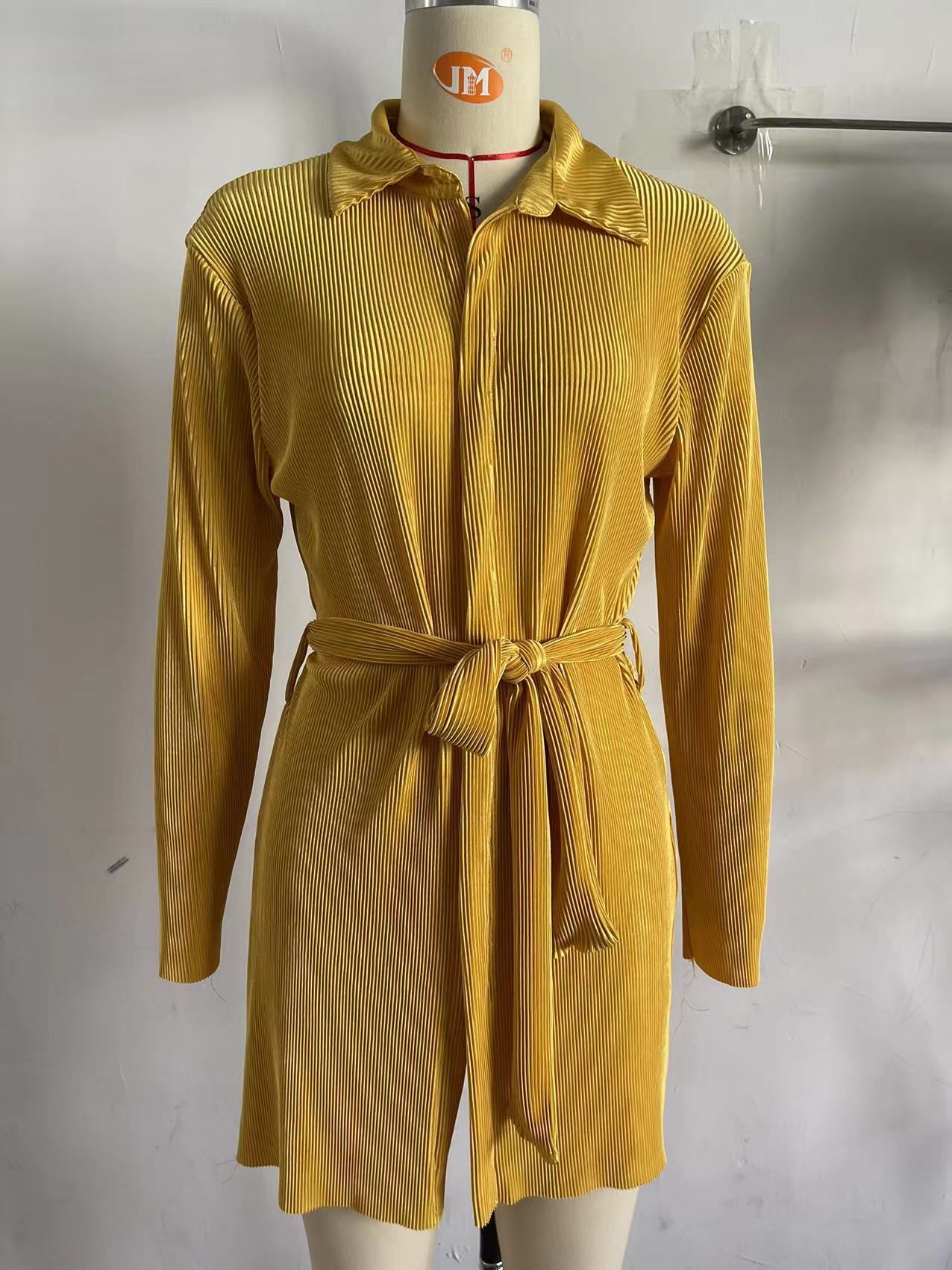 Vestido camisero plisado de un solo pecho en color liso para primavera y verano