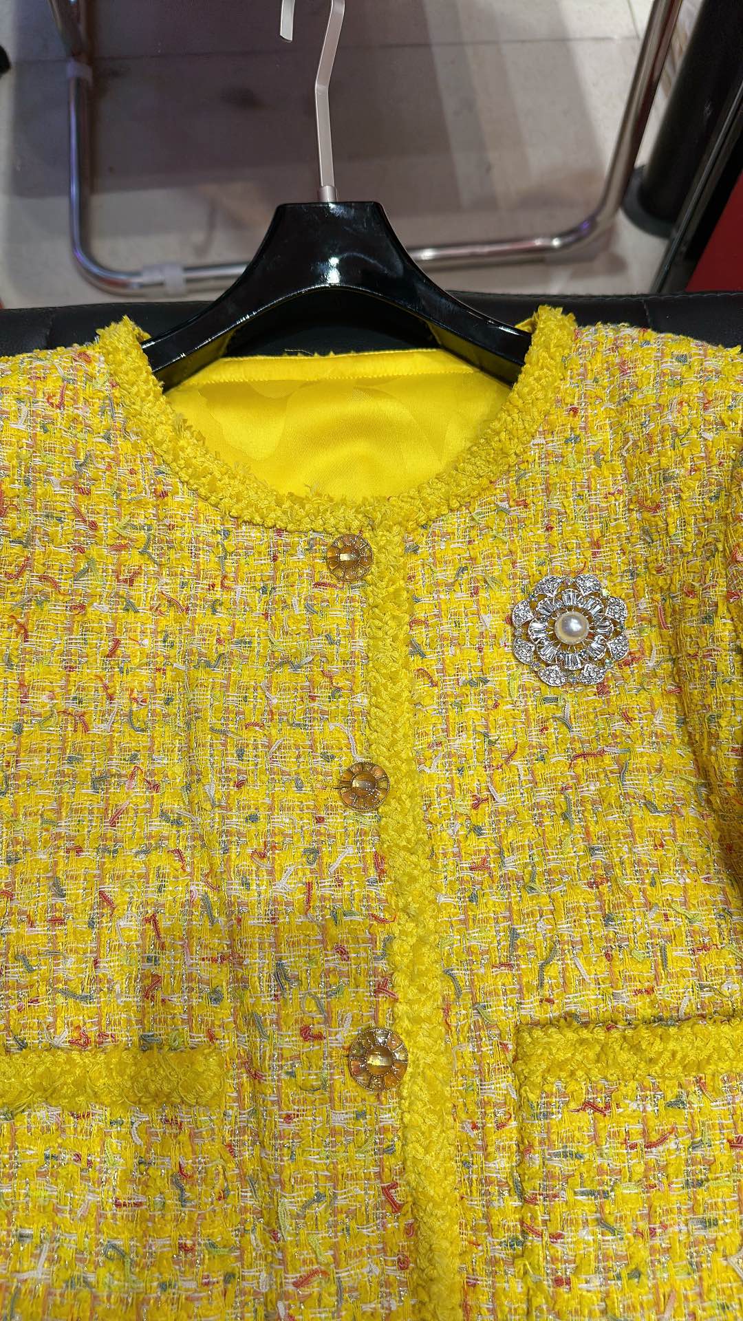 CC 25 Short Style Brooch Jacket Yellow Cotton