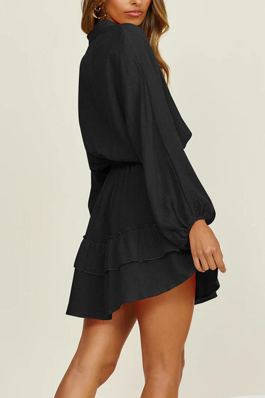 Vestido camisero holgado de manga larga con botones y falda con volantes y cintura elástica