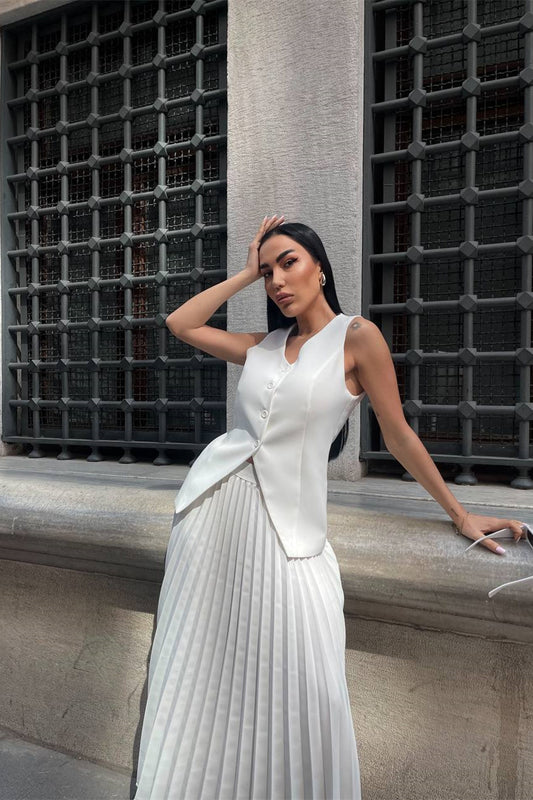 Conjunto de falda plisada y chaleco Salomé