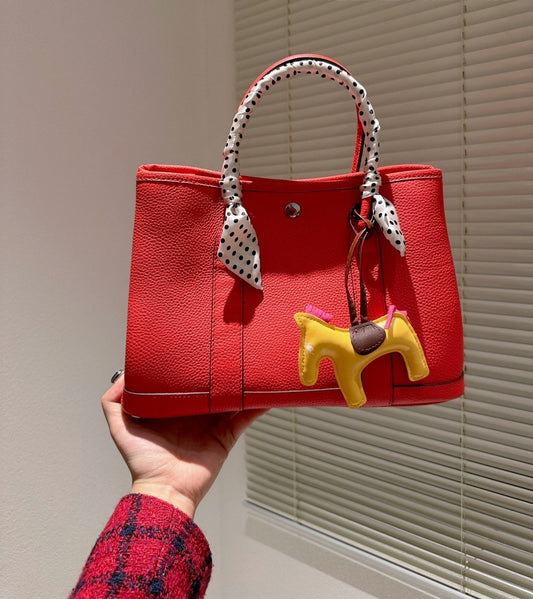 H GARDEN PARTY TOGO RED 31CM