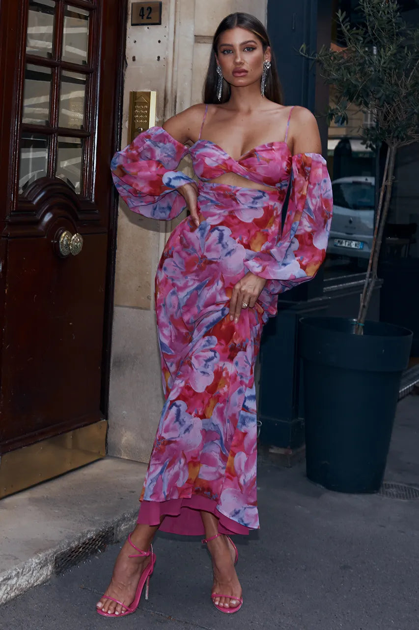 Vestido largo de tirantes finos con nudo y hombros descubiertos, floral, rosa