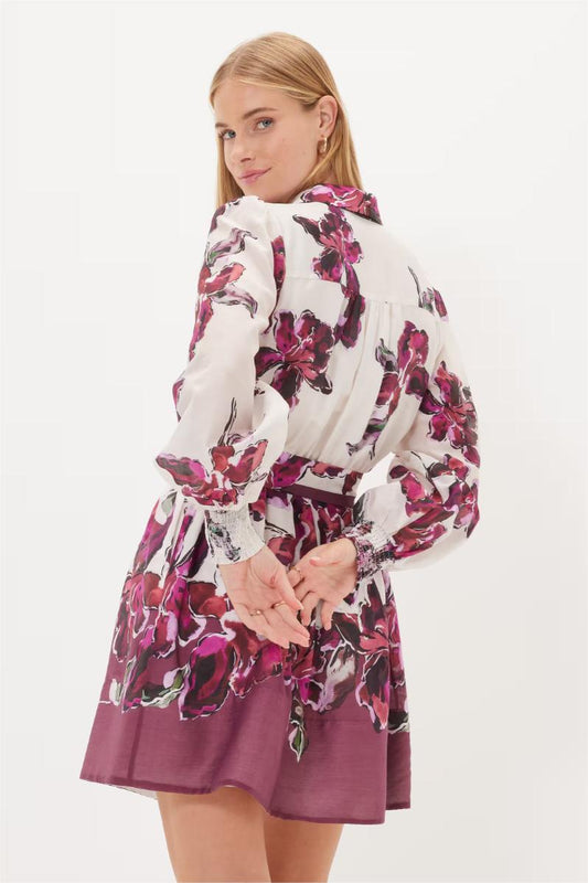 Minivestido floral de manga larga con cinturón