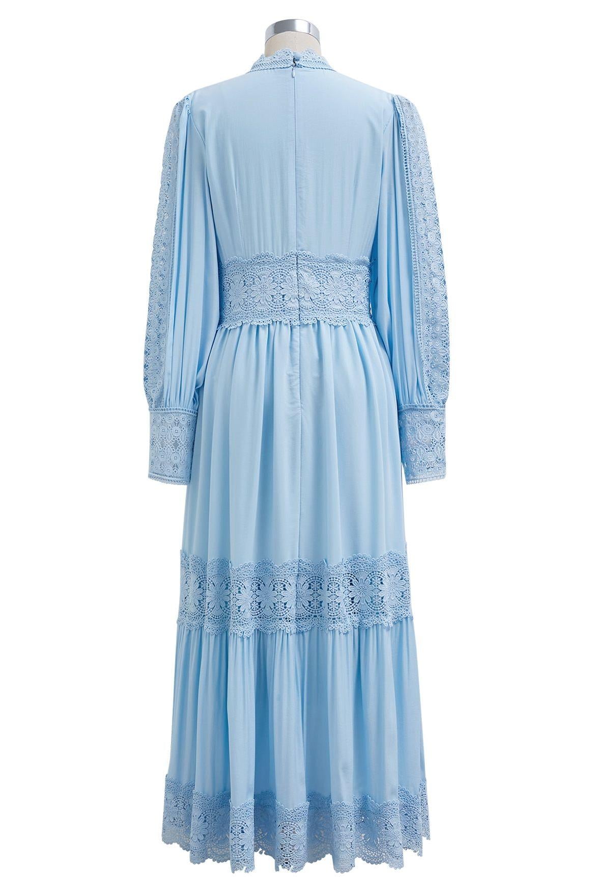 Vestido midi liso con mangas farol y encaje