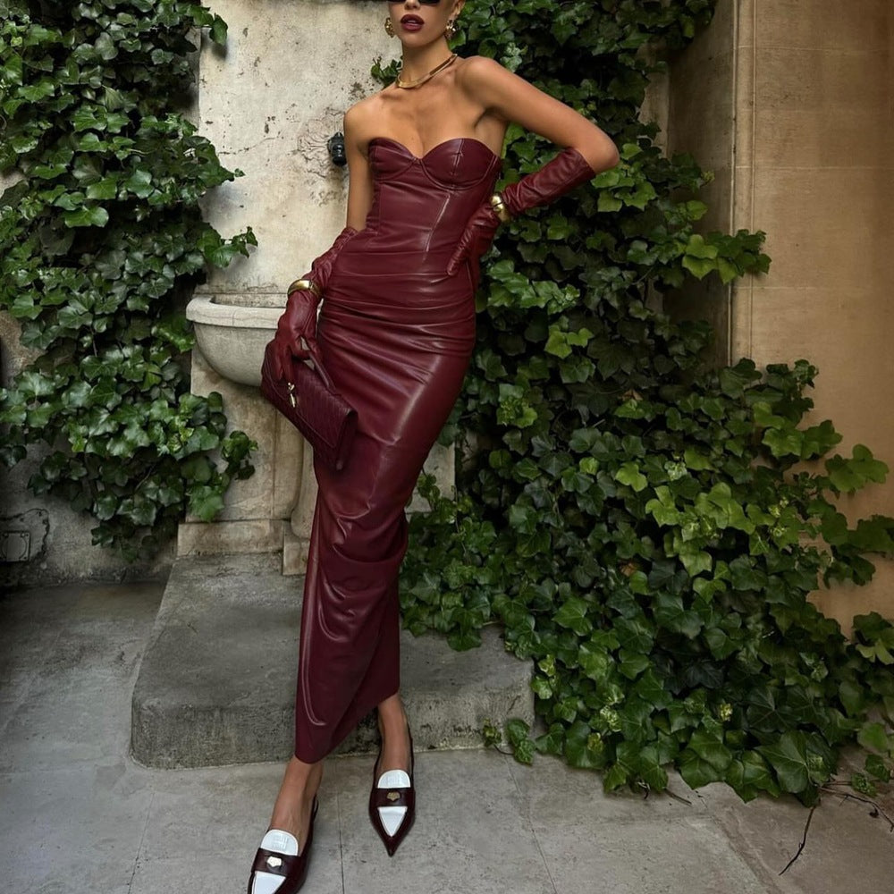 Vestido elegante de piel sintética con escote en V y tirantes finos para mujer