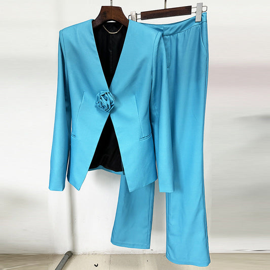 Conjunto de dos piezas de pantalón acampanado sin cuello con estampado floral tridimensional