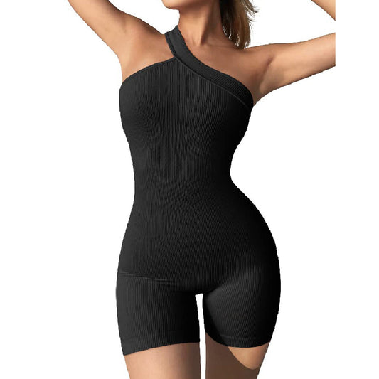 Mono de mujer, otoño invierno, sin mangas, con hombros descubiertos, ajustado, con realce de cadera, pantalones cortos siameses sexys