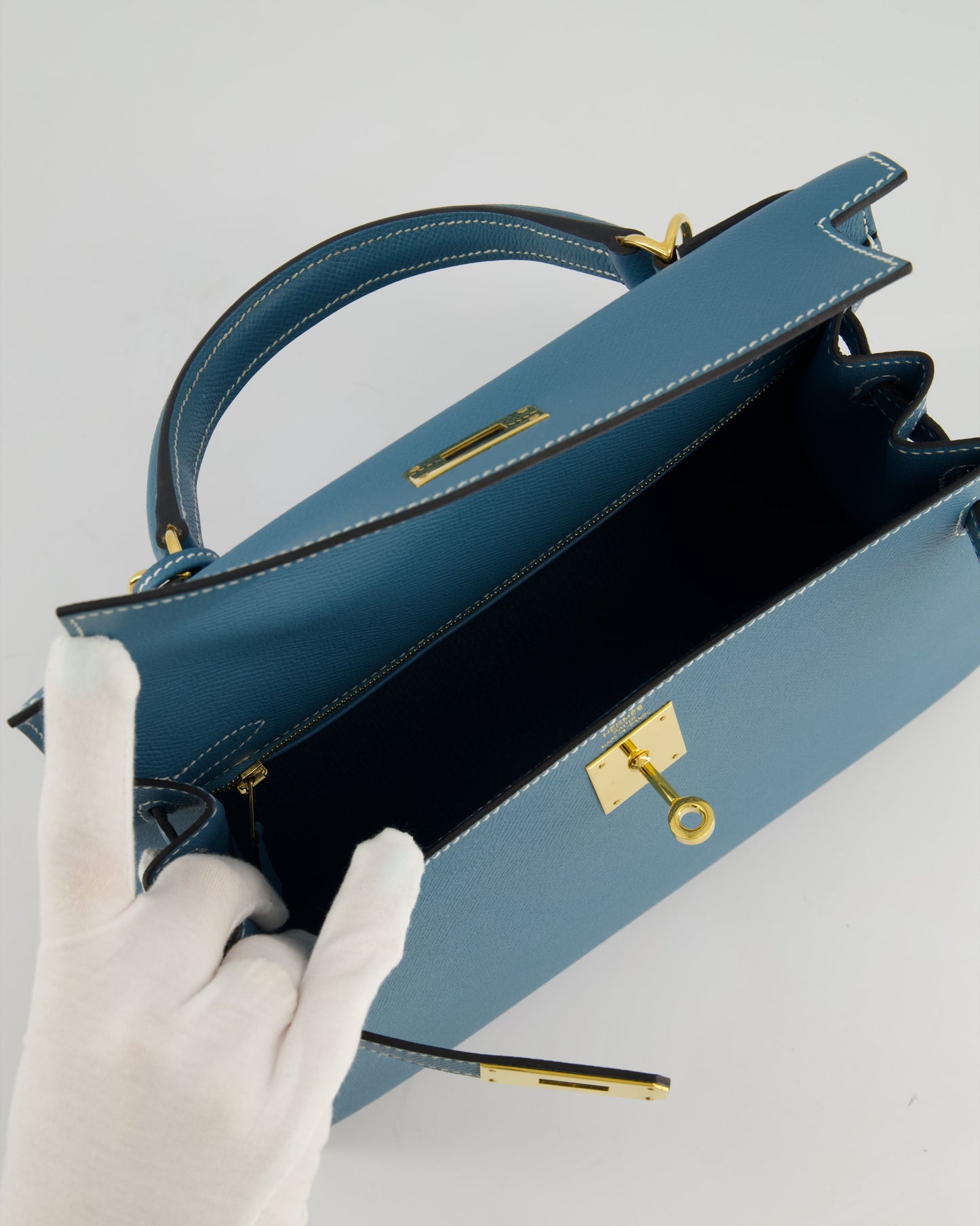 *HOT* Hermès Kelly 28cm Sellier Bag in Blue Jean Epsom Leather with Gold Hardware
