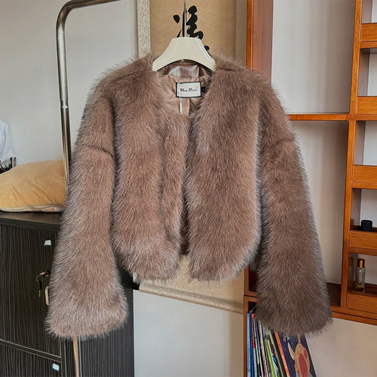 Chaqueta de piel sintética con degradado marrón de Kendall Jenner, icono de la moda, para mujer, abrigo de piel de zorro corto de lujo para invierno.